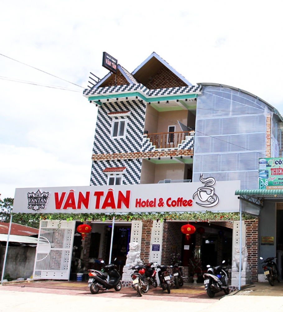 Khách sạn Văn Tân Măng Đen